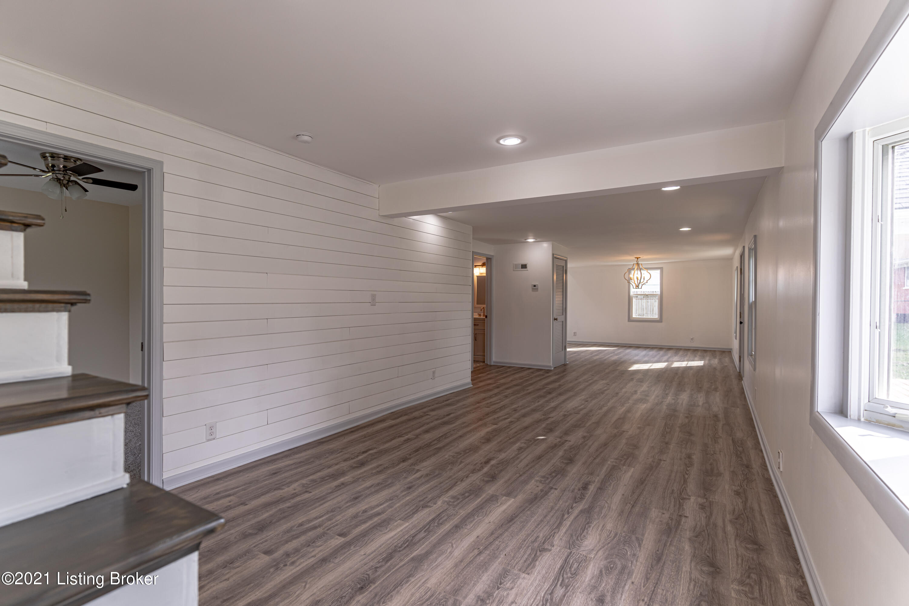 9807 Fairmount Road Louisville, KY 40291 - Photo 28 of 63 DSC05672