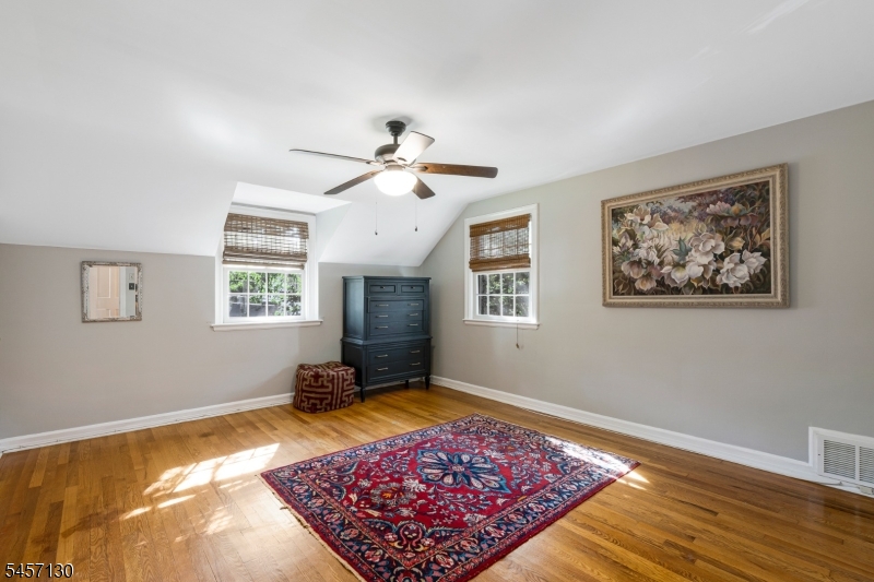 68 Meadowbrook Road North Plainfield, NJ 07062 - Photo 14 of 23 Gallery Image 14