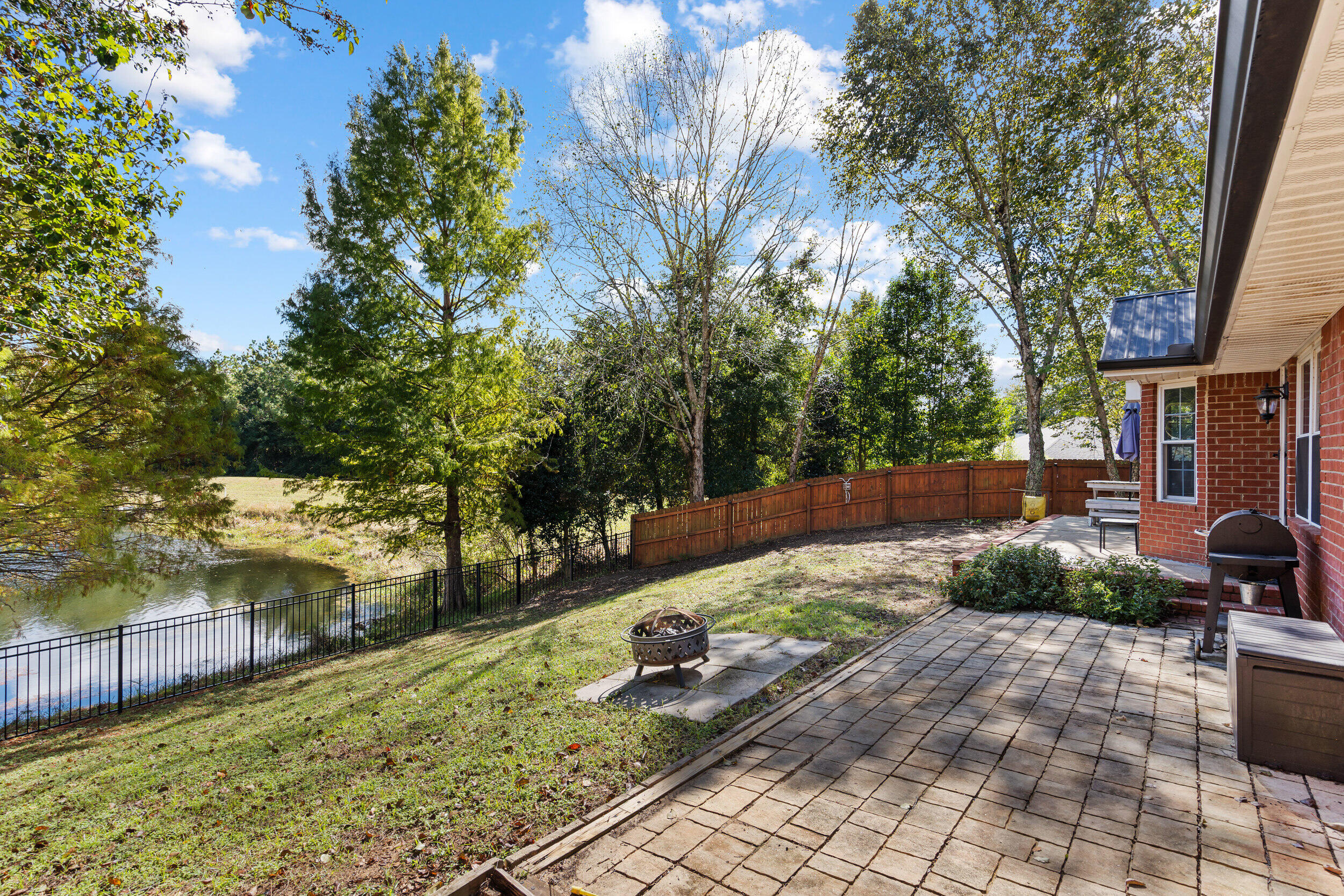 2852 Atoka Trail Crestview, FL 32539 - Photo 34 of 43 Back Patio