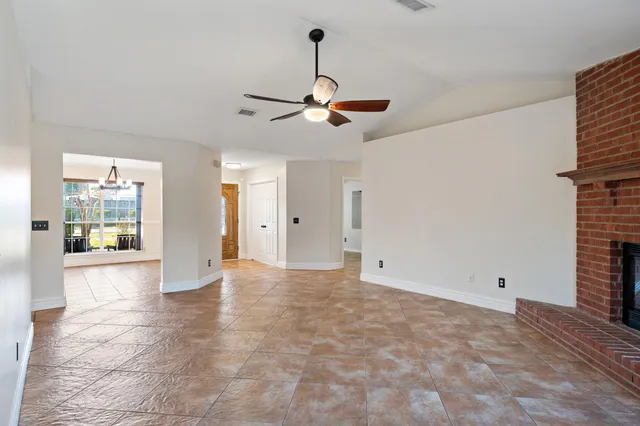 $400,000 | 2852 Atoka Trail, Crestview, FL 32539