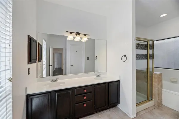 $2,250 | 5205 Wood Creek Lane, Garland, TX 75044