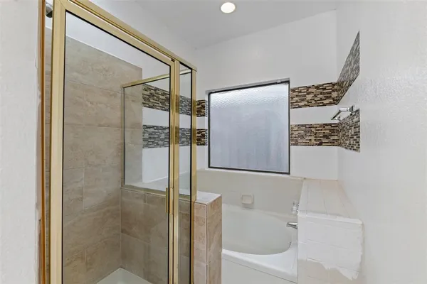 $2,250 | 5205 Wood Creek Lane, Garland, TX 75044