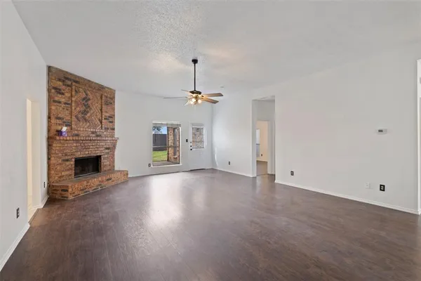 $2,250 | 5205 Wood Creek Lane, Garland, TX 75044