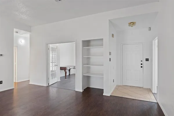 $2,250 | 5205 Wood Creek Lane, Garland, TX 75044