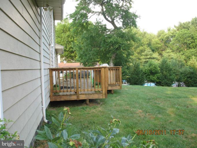 13100 Darnestown Road Gaithersburg, MD 20878 - Photo 15 of 16 Exterior (Rear)