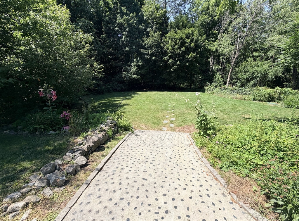 35-37 Spring Street, Unit 2 Lexington, MA 02421 - Photo 33 of 34