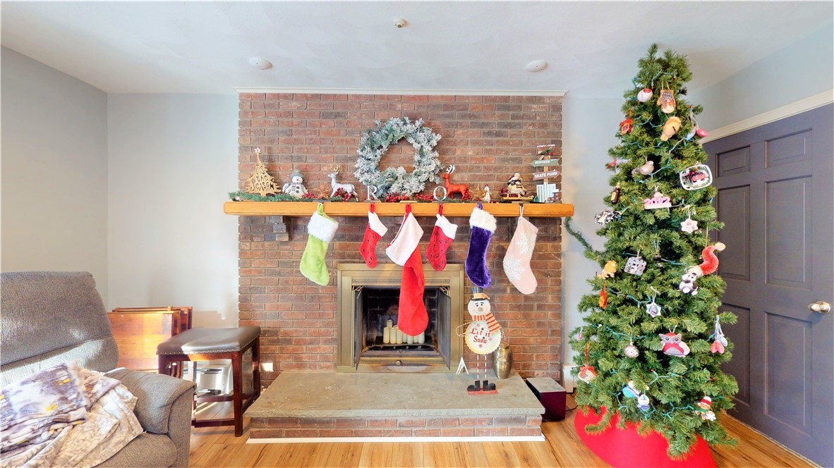 7 Apple House Drive Cranston, RI 02921 - Photo 8 of 38