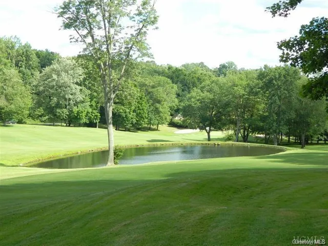 $3,950 | 555 Heritage Hills, Unit F, Somers, NY 10589