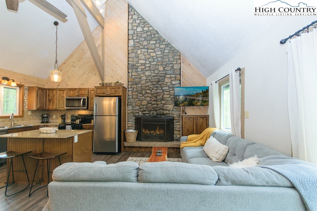 114 Locust Ridge Road Beech Mountain, NC 28604 - Photo 12 of 48