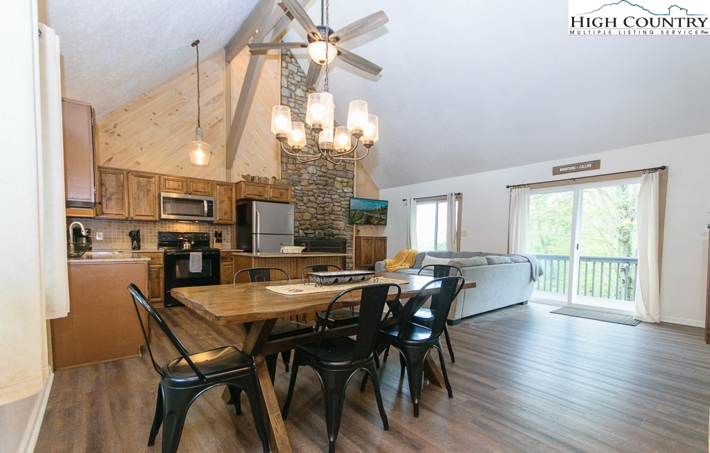 114 Locust Ridge Road Beech Mountain, NC 28604 - Photo 21 of 48