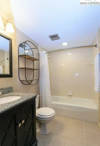 $510,000 | 114 Locust Ridge Road, Beech Mountain, NC 28604