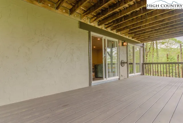 $510,000 | 114 Locust Ridge Road, Beech Mountain, NC 28604