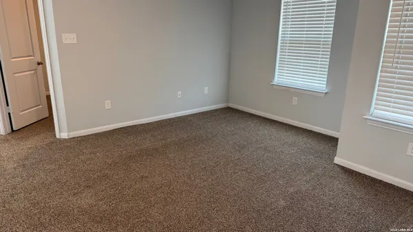 $2,600 | 9243 Grand Western, Converse, TX 78109