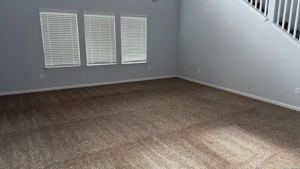 $2,600 | 9243 Grand Western, Converse, TX 78109