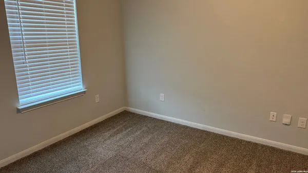 $2,600 | 9243 Grand Western, Converse, TX 78109