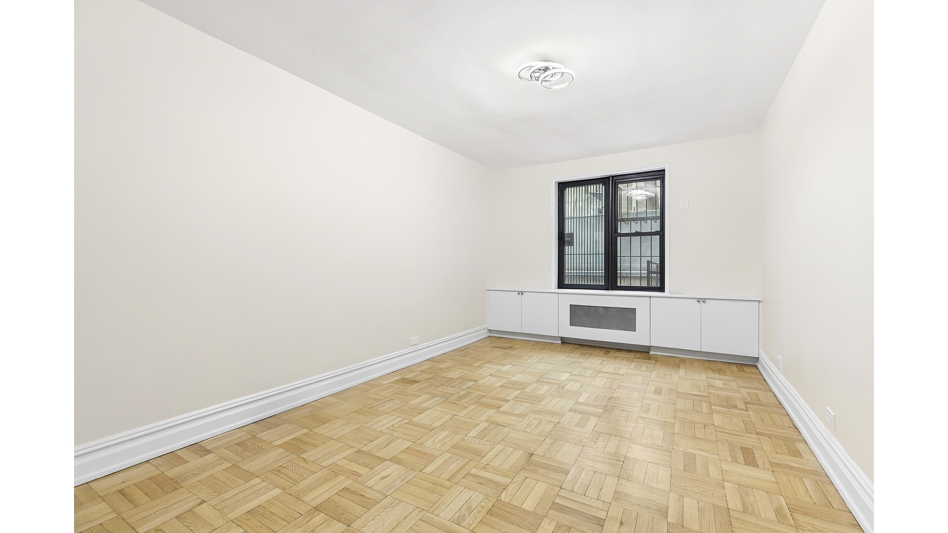 345 Riverside Drive, Unit 1E Manhattan, NY 10025 - Photo 13 of 15