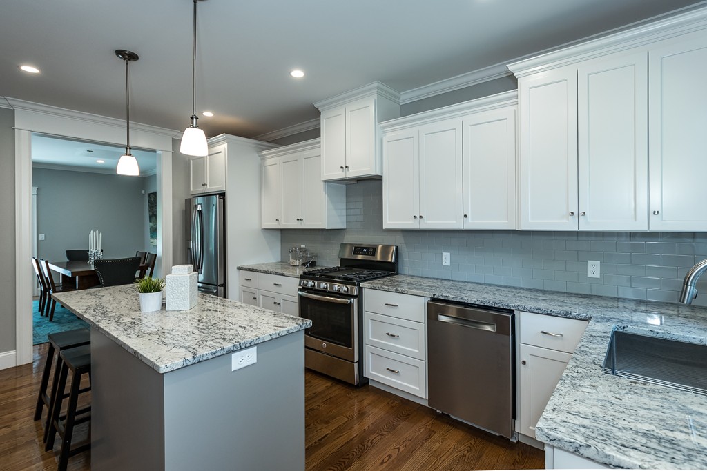 15 Wilton Road, Unit 2 Newton, MA 02458 - Photo 5 of 30 Gallery Image 5