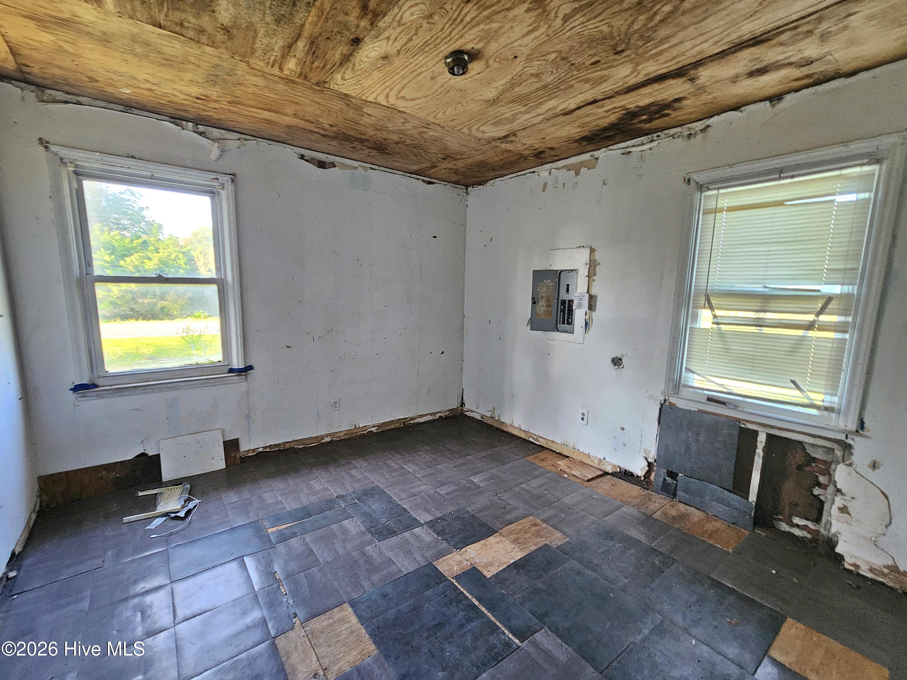 1729 Swamp Road Engelhard, NC 27824 - Photo 19 of 26 bed 1b