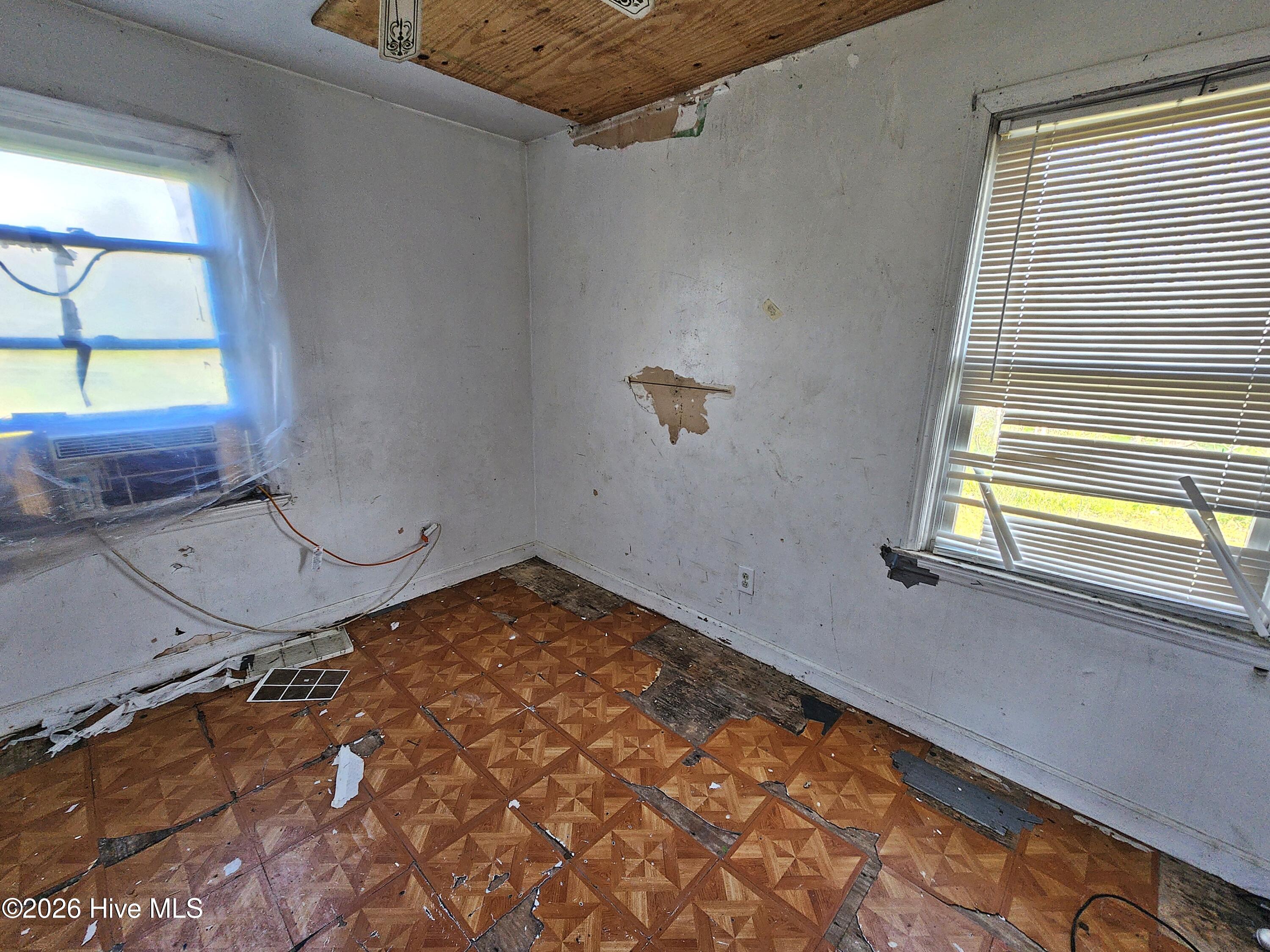 1729 Swamp Road Engelhard, NC 27824 - Photo 20 of 26 bed 2a