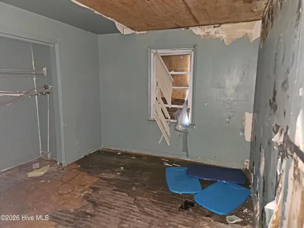 $49,900 | 1729 Swamp Road, Engelhard, NC 27824