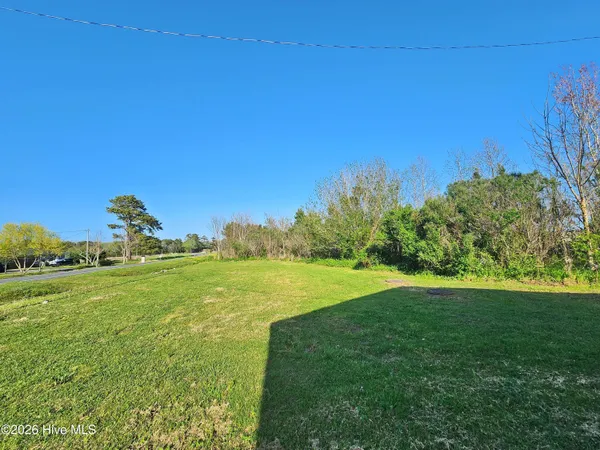 $49,900 | 1729 Swamp Road, Engelhard, NC 27824