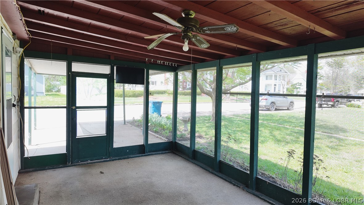 112 North Aurora Street Eldon, MO 65026 - Photo 6 of 30 Porch