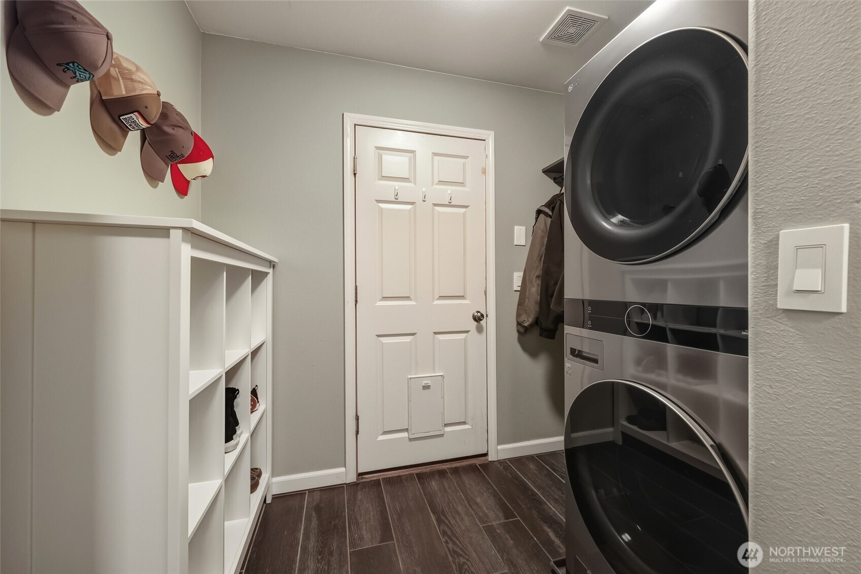 7736 Johnson Point Road Northeast Olympia, WA 98516 - Photo 11 of 40