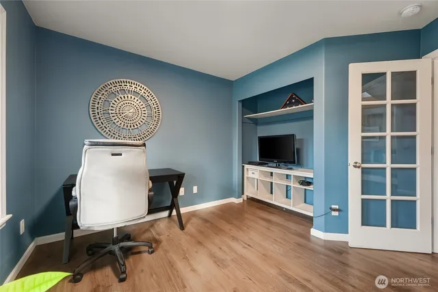 $950,000 | 7736 Johnson Point Road Northeast, Olympia, WA 98516