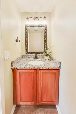 $375,000 | 2304 Stonegate Road, Algonquin, IL 60102