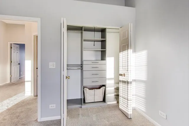 $375,000 | 2304 Stonegate Road, Algonquin, IL 60102