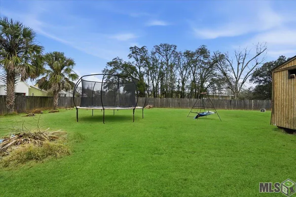$774,990 | 16372 Joe Sevario Road, Prairieville, LA 70769