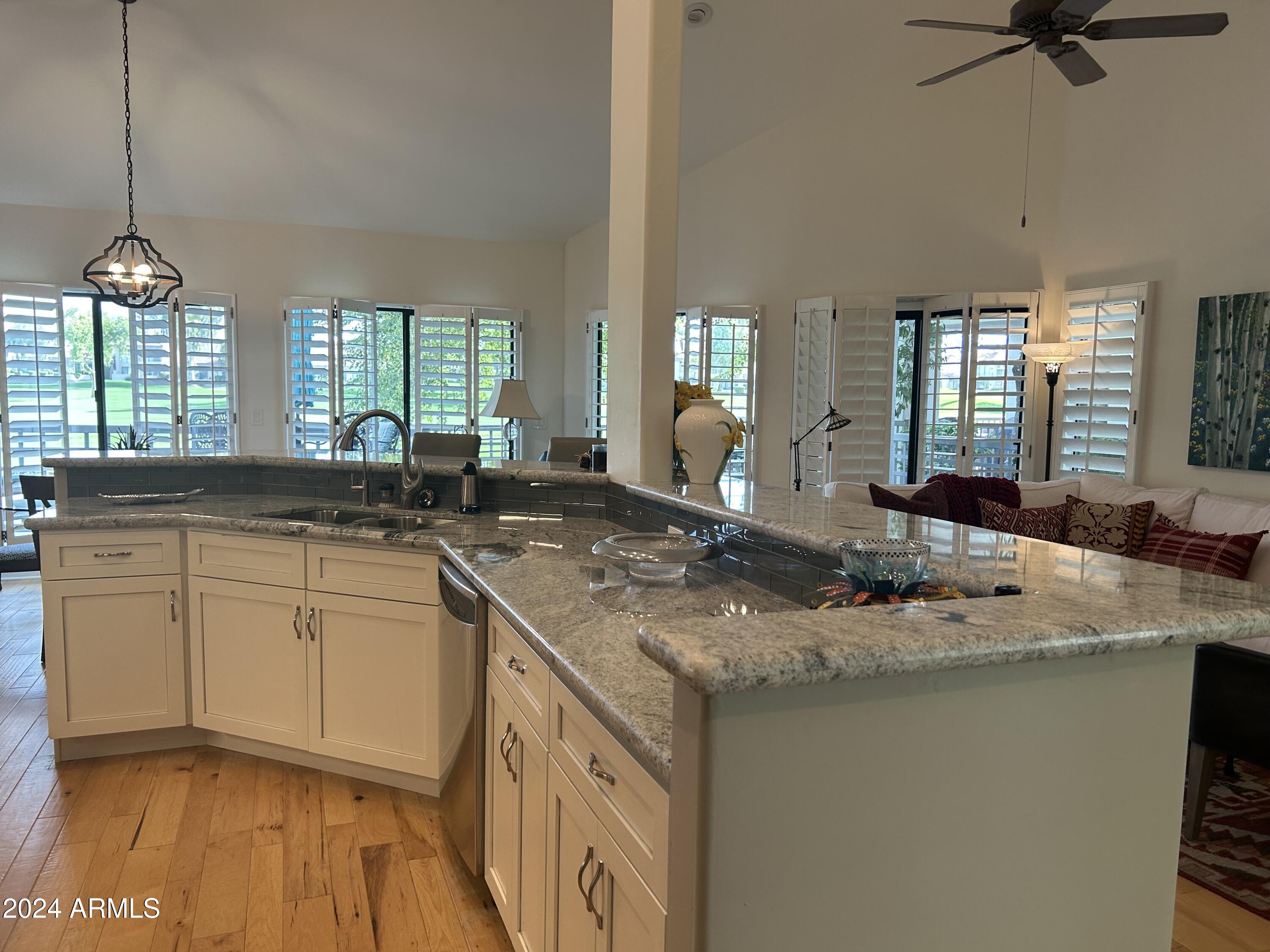 7272 East Gainey Ranch Road, Unit 21 Scottsdale, AZ 85258 - Photo 9 of 67 UPDATED KITCHEN