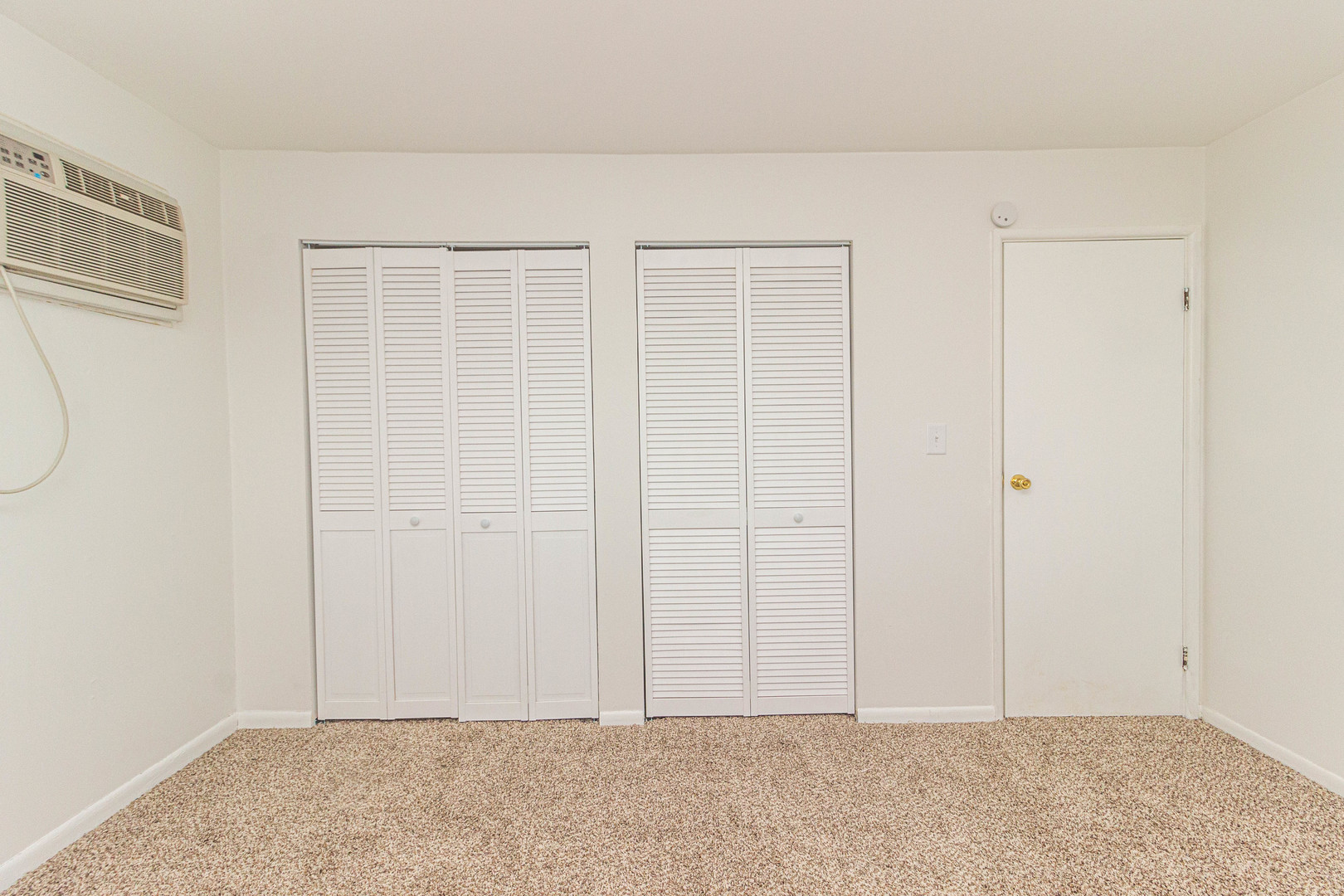 4819 West Engle Road, Unit 2D Alsip, IL 60803 - Photo 21 of 25 a view of an empty room