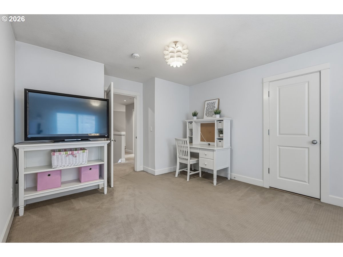 8743 Southwest Amicus Terrace Beaverton, OR 97007 - Photo 17 of 46