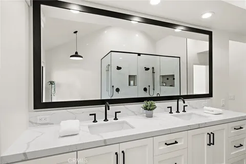 $4,995,000 | 27562 Lost Trail Drive, Laguna Hills, CA 92653