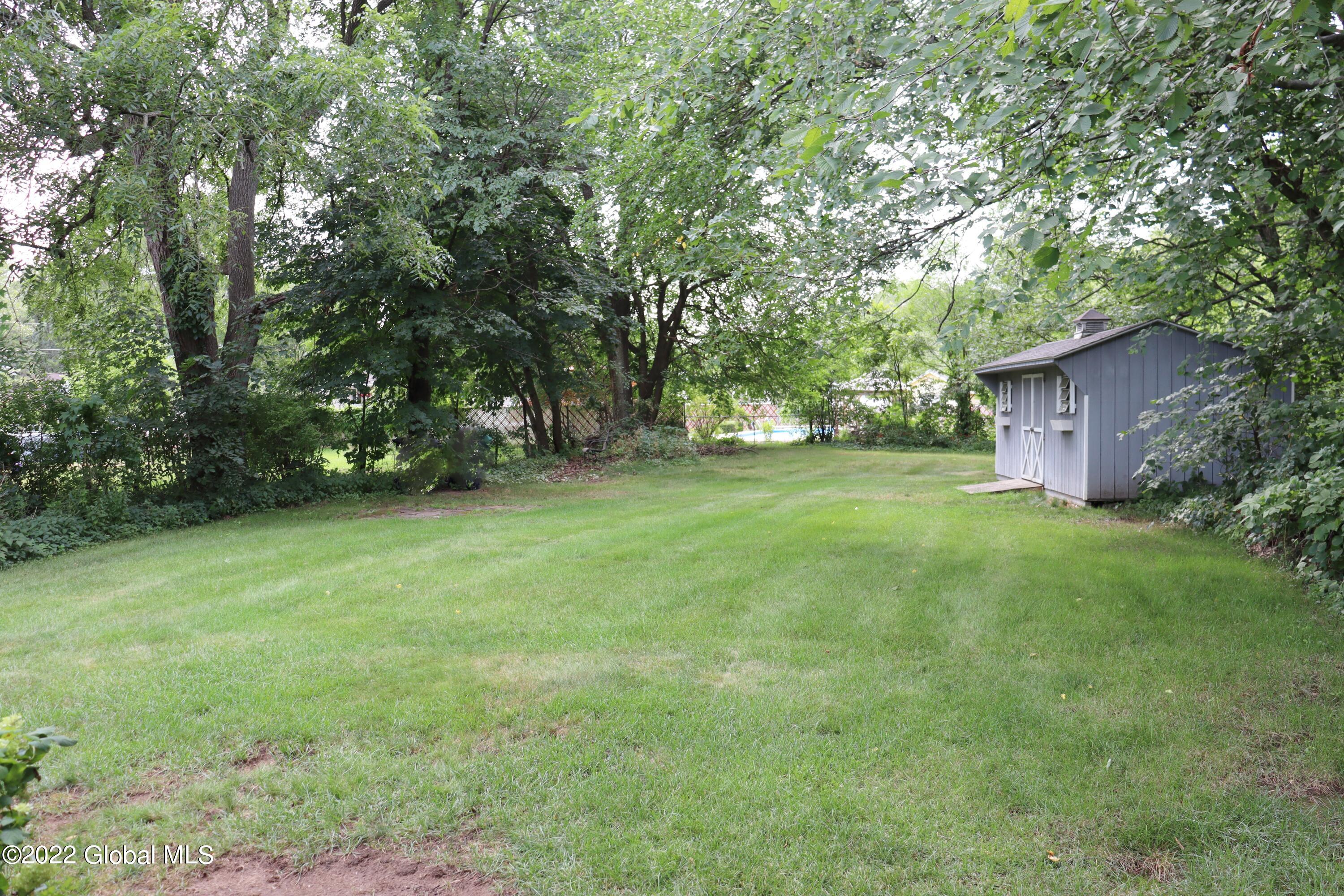 1401 Dunnsville Road Rotterdam, NY 12306 - Photo 17 of 21 IMG_2517