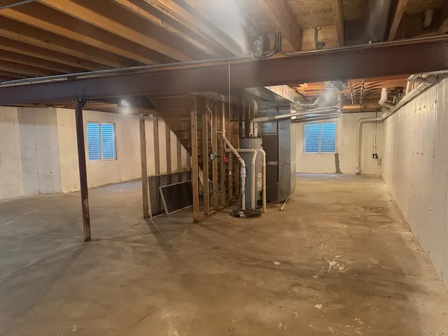 a view of backyard with a window