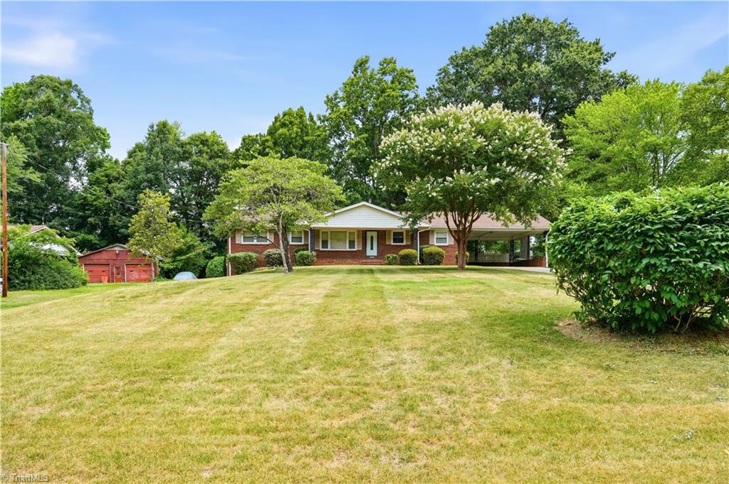 717 Corjon Road Kernersville, NC 27284 - Photo 4 of 48