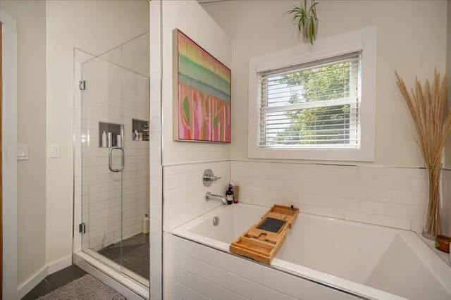 $874,900 | 3239 South Lake Avenue, Duluth, MN 55802