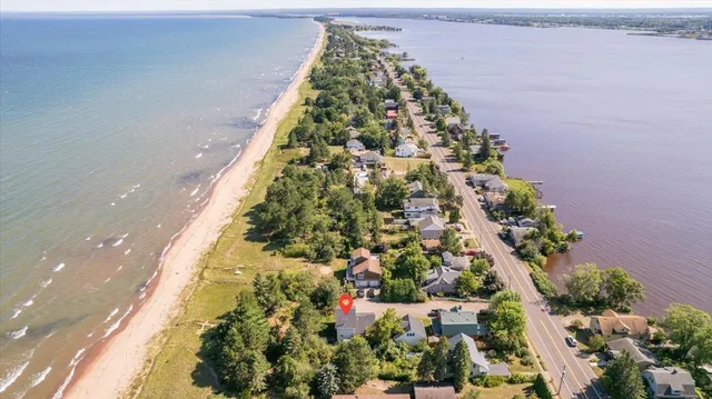 $874,900 | 3239 South Lake Avenue, Duluth, MN 55802