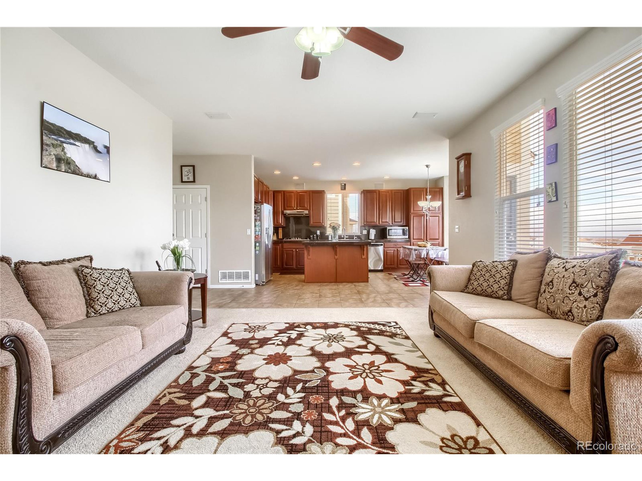 10567 Wagon Highlands Ranch Highlands Ranch, CO 80130 - Photo 9 of 39 Gallery Image 9