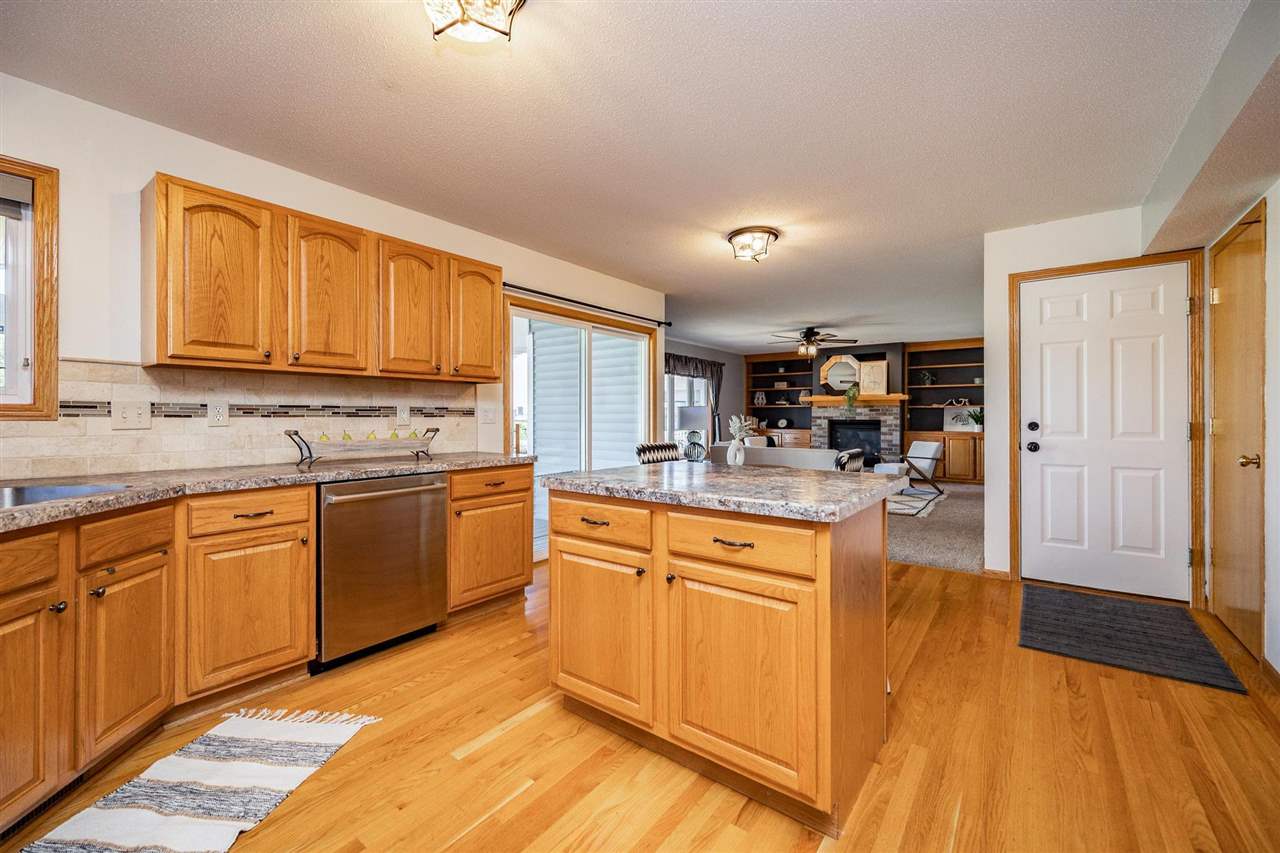 7110 Doubletree Road Northeast Cedar Rapids, IA 52402 - Photo 15 of 45 Gallery Image 15