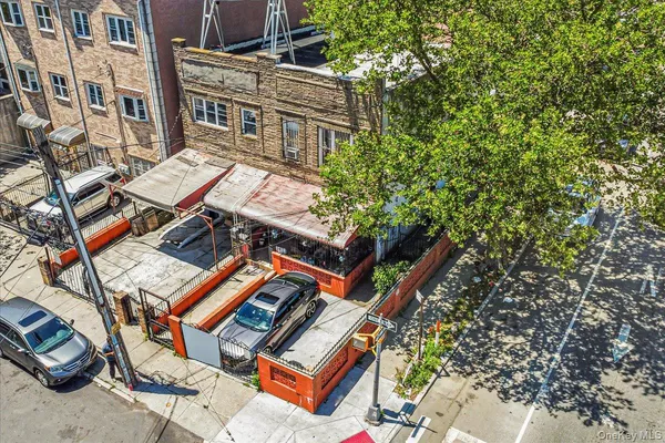 $999,900 | 708 Snediker Avenue | Canarsie