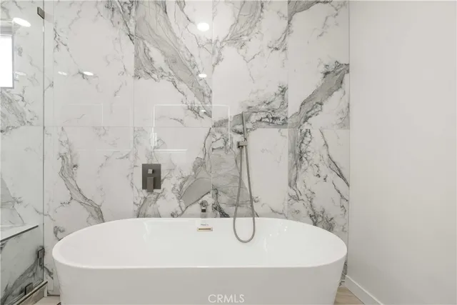 $1,649,000 | 8232 Mandeville Drive, Huntington Beach, CA 92646