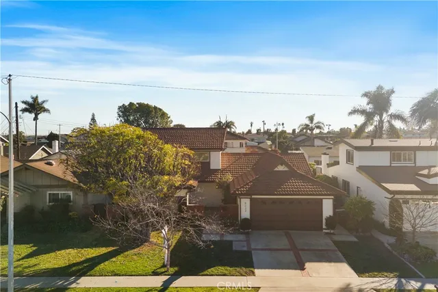 $1,649,000 | 8232 Mandeville Drive, Huntington Beach, CA 92646