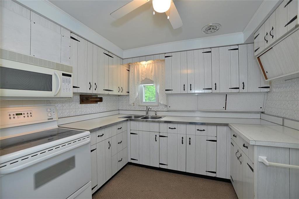 5150 Glenhurst Road Pittsburgh, PA 15207 - Photo 6 of 19 Gallery Image 6