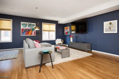 $4,750 | 17 Church Street, Unit 15, South Orange, NJ 07079