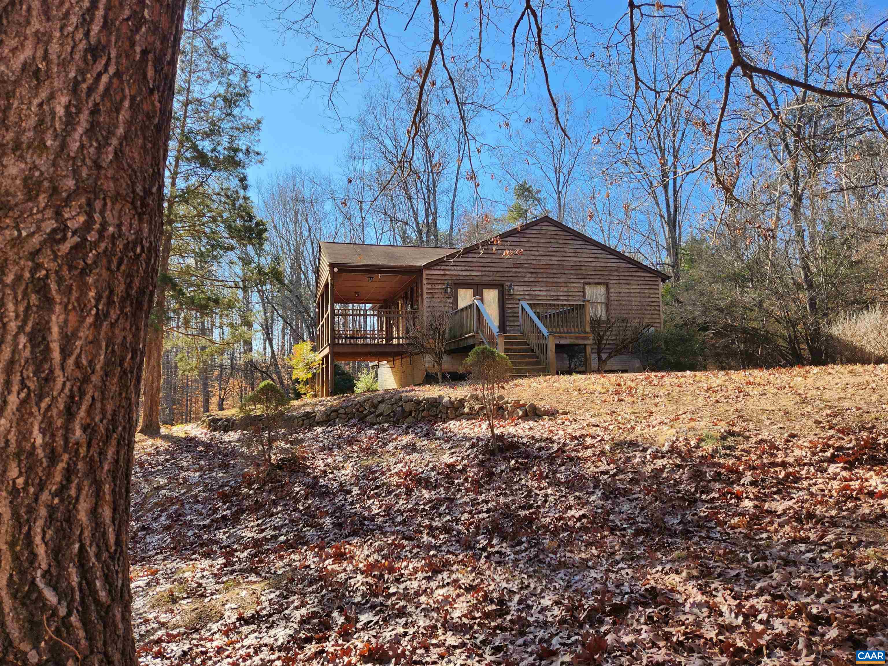 481 Rhodes School Lane Palmyra, VA 22963 - Photo 11 of 34 a front view of a house with garden