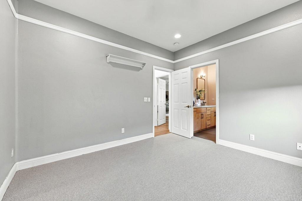 1023 Turnstone Road Carlsbad, CA 92011 - Photo 39 of 71 Gallery Image 39