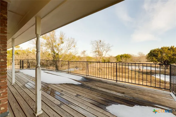 $1,075,000 | 102 Mesa Drive, Gatesville, TX 76528